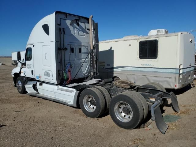 2012 Freightliner Cascadia 125