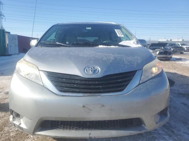 2011 Toyota Sienna LE