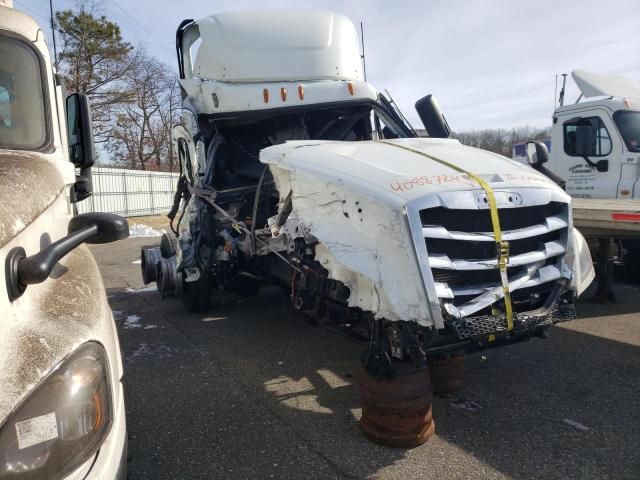 2022 Freightliner Cascadia 126