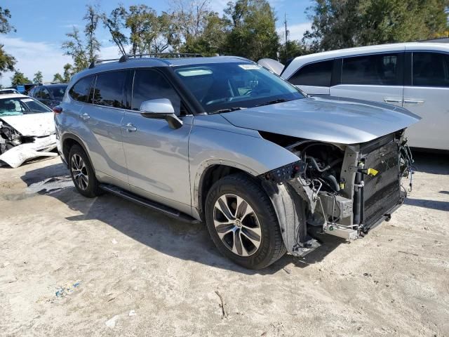 2021 Toyota Highlander XLE