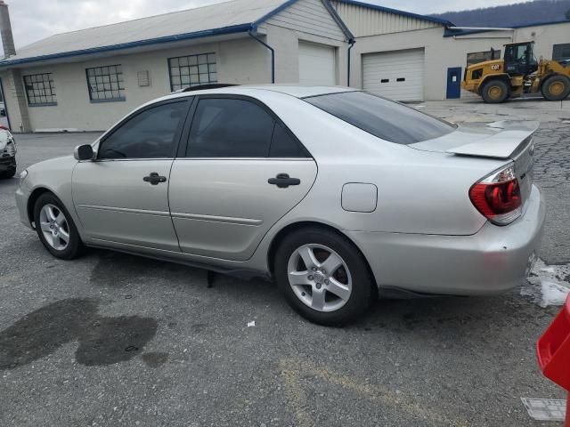 2005 Toyota Camry LE