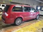 2014 Chrysler Town & Country Touring L