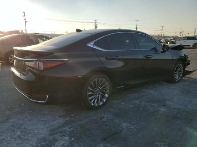 2022 Lexus ES 300H Base