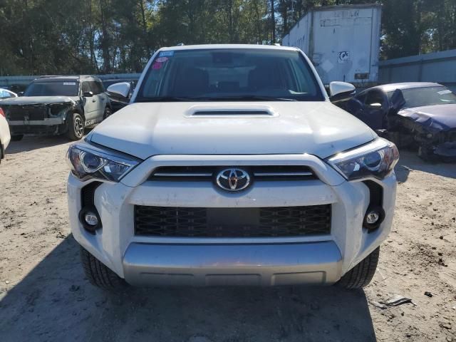 2023 Toyota 4runner SE