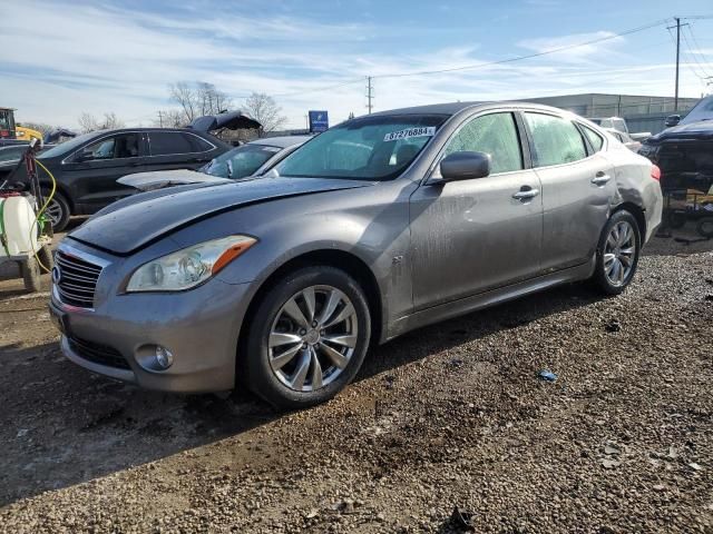 2014 Infiniti Q70 3.7