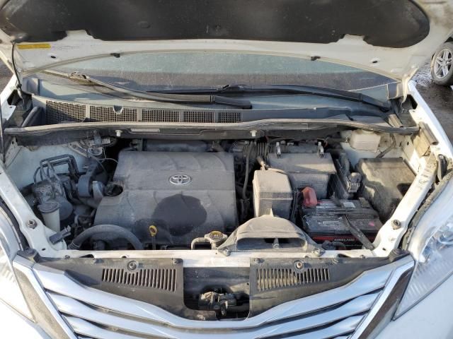 2011 Toyota Sienna XLE