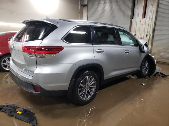 2019 Toyota Highlander SE