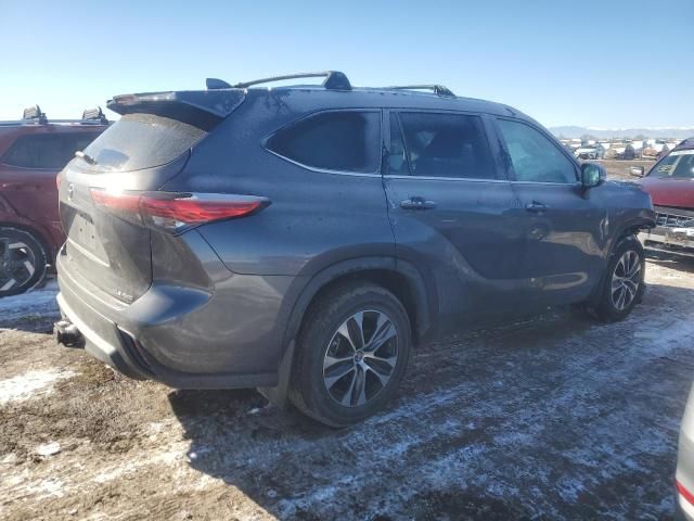 2021 Toyota Highlander XLE