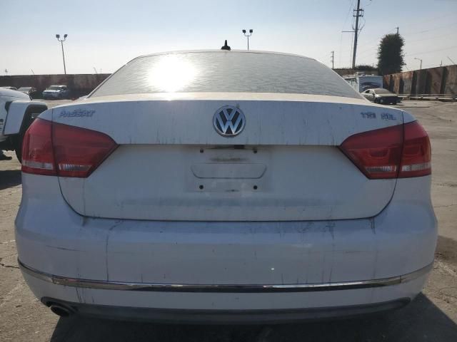 2014 Volkswagen Passat SEL