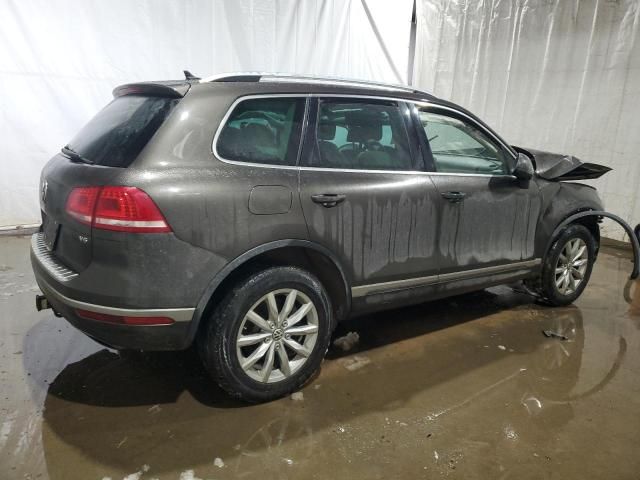 2016 Volkswagen Touareg Sport