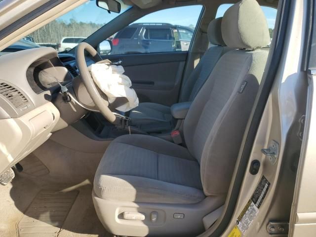 2005 Toyota Camry LE