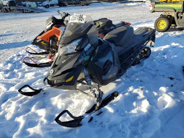 2017 Skidoo 2017 Skidoo Renegade