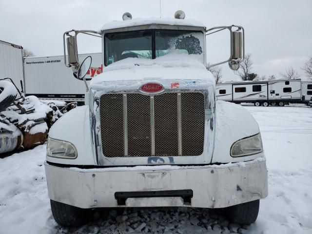 2014 Peterbilt 382