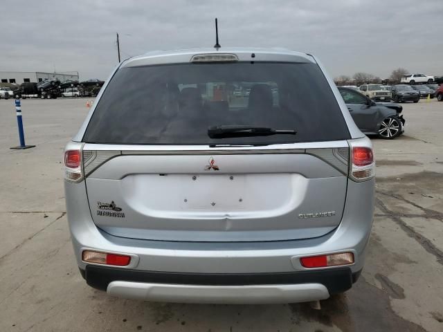 2015 Mitsubishi Outlander SE