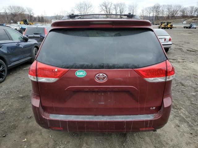 2011 Toyota Sienna LE