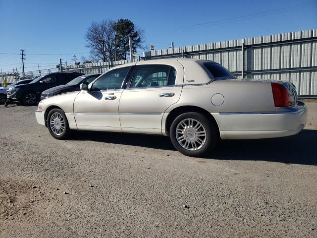 2009 Lincoln Town Car Signature Limited