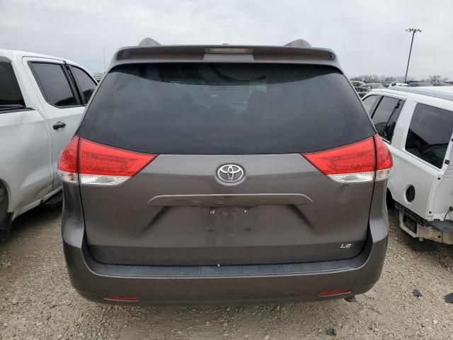 2013 Toyota Sienna LE