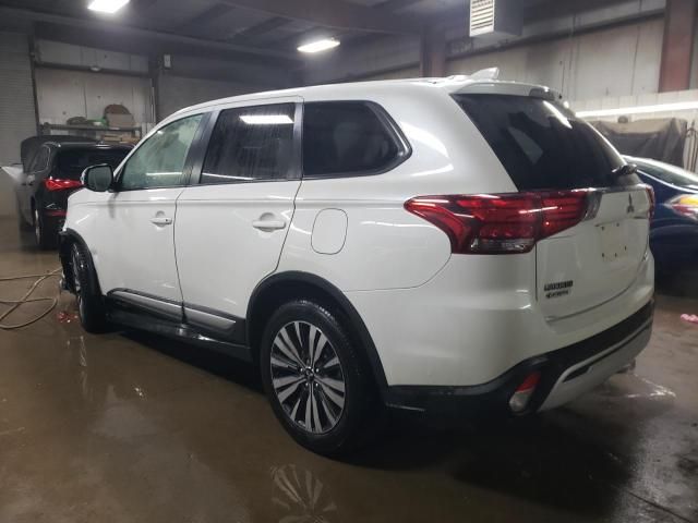 2019 Mitsubishi Outlander SE