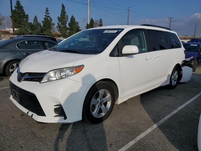 2020 Toyota Sienna LE