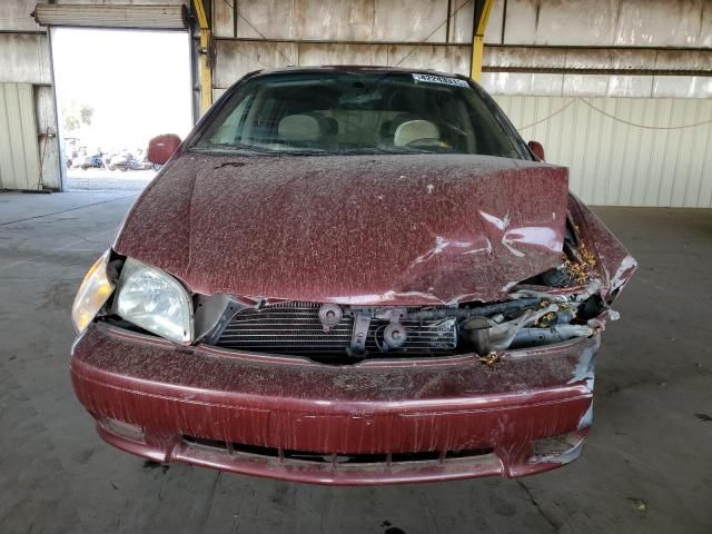 2003 Toyota Sienna LE