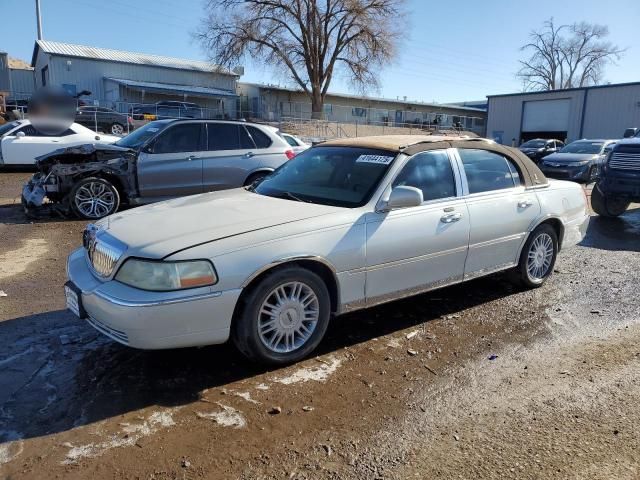 2007 Lincoln Town Car Signature Limited