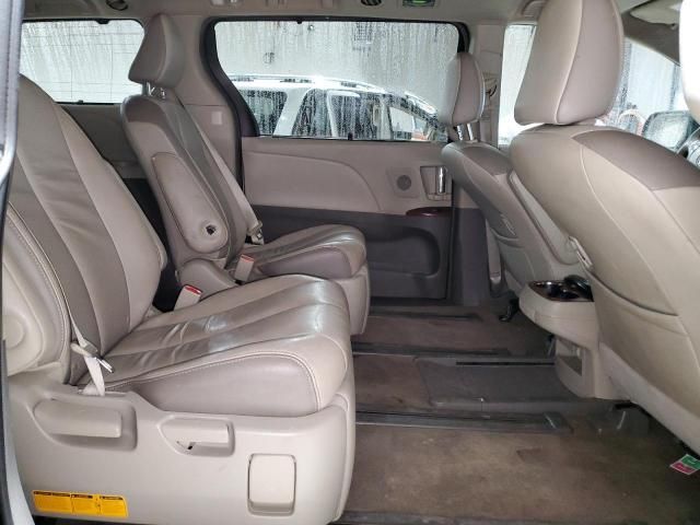 2012 Toyota Sienna XLE