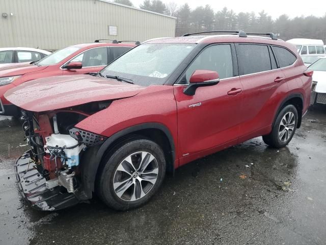 2020 Toyota Highlander Hybrid XLE