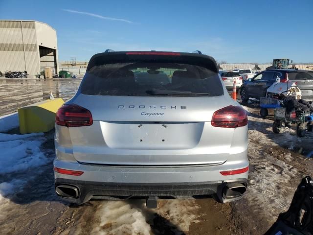 2016 Porsche Cayenne