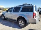 2007 Nissan Pathfinder LE