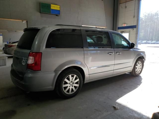 2016 Chrysler Town & Country Touring