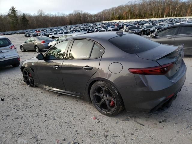 2019 Alfa Romeo Giulia Quadrifoglio