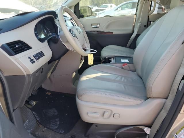 2014 Toyota Sienna XLE