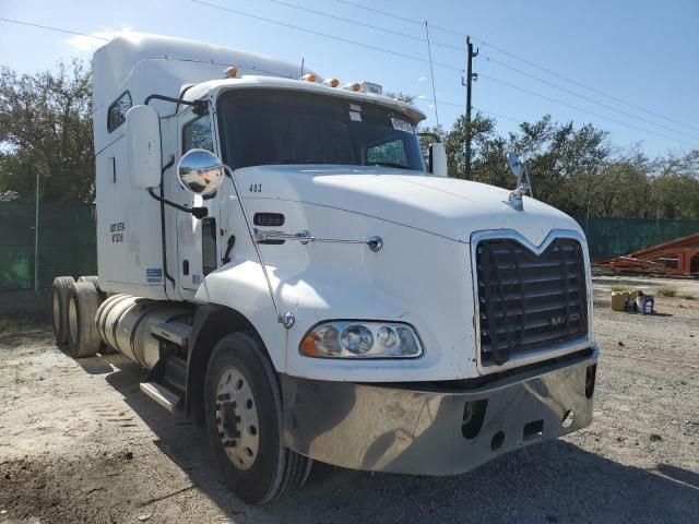 2012 Mack 600 CXU600