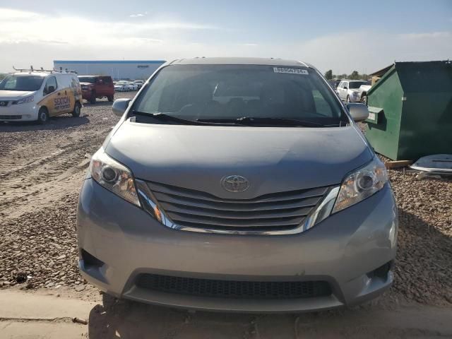 2015 Toyota Sienna LE