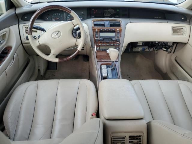 2004 Toyota Avalon XL