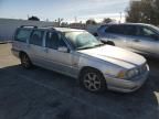 2000 Volvo V70 Base