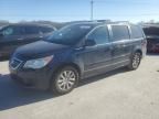 2013 Volkswagen Routan SE