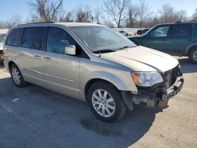 2016 Chrysler Town & Country Touring