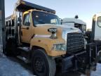 2013 Freightliner 114SD