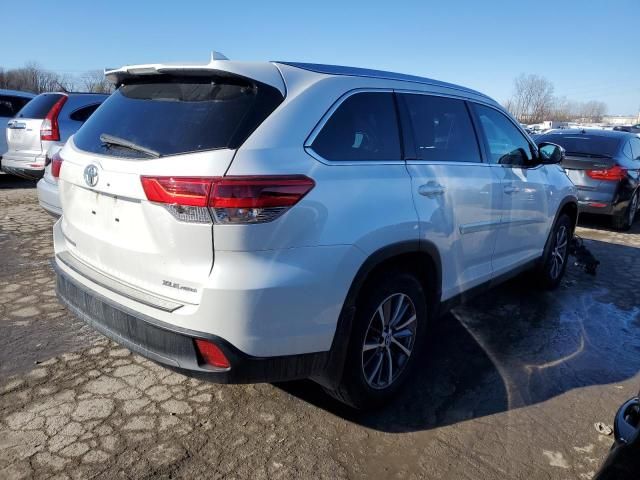 2019 Toyota Highlander SE