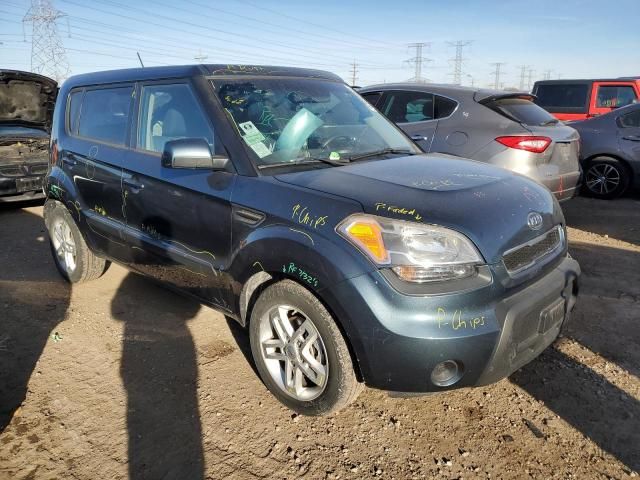 2011 KIA Soul +