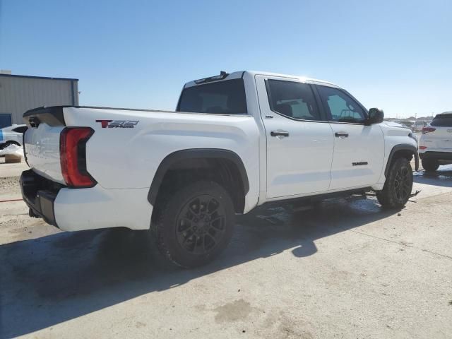 2022 Toyota Tundra Crewmax SR