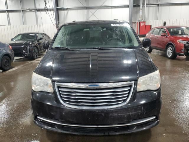 2012 Chrysler Town & Country Touring