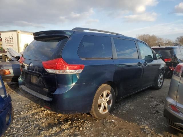 2012 Toyota Sienna LE