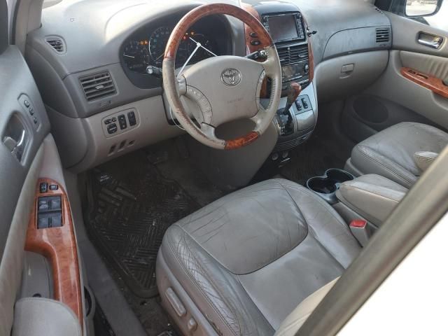 2008 Toyota Sienna XLE