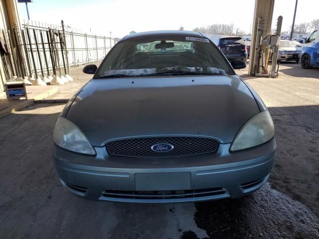 2005 Ford Taurus SE