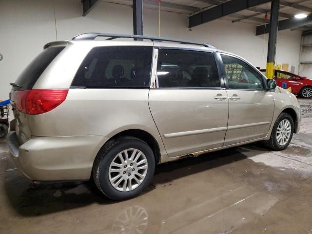 2008 Toyota Sienna LE