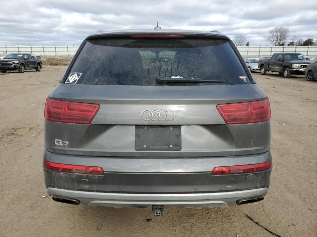 2019 Audi Q7 Premium Plus