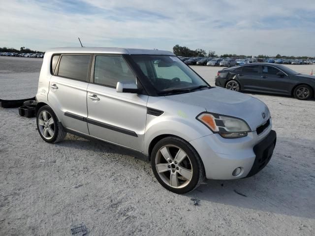 2011 KIA Soul +