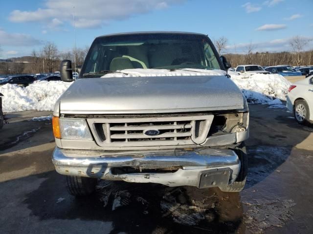 2003 Ford Econoline E350 Super Duty Van